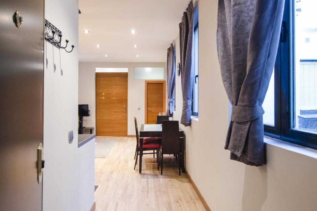 San Vicente Ferrer 22 Apartment Madrid Exterior photo